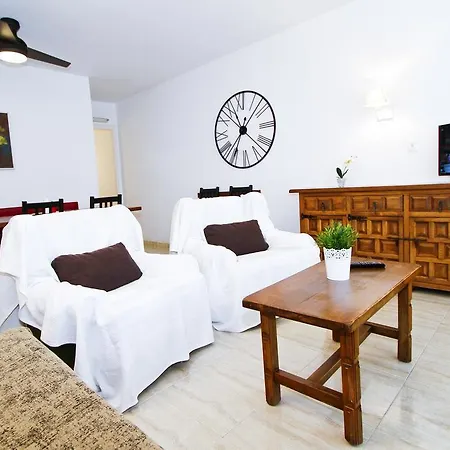 Apartment Cye 5 Homestay By Turismar *